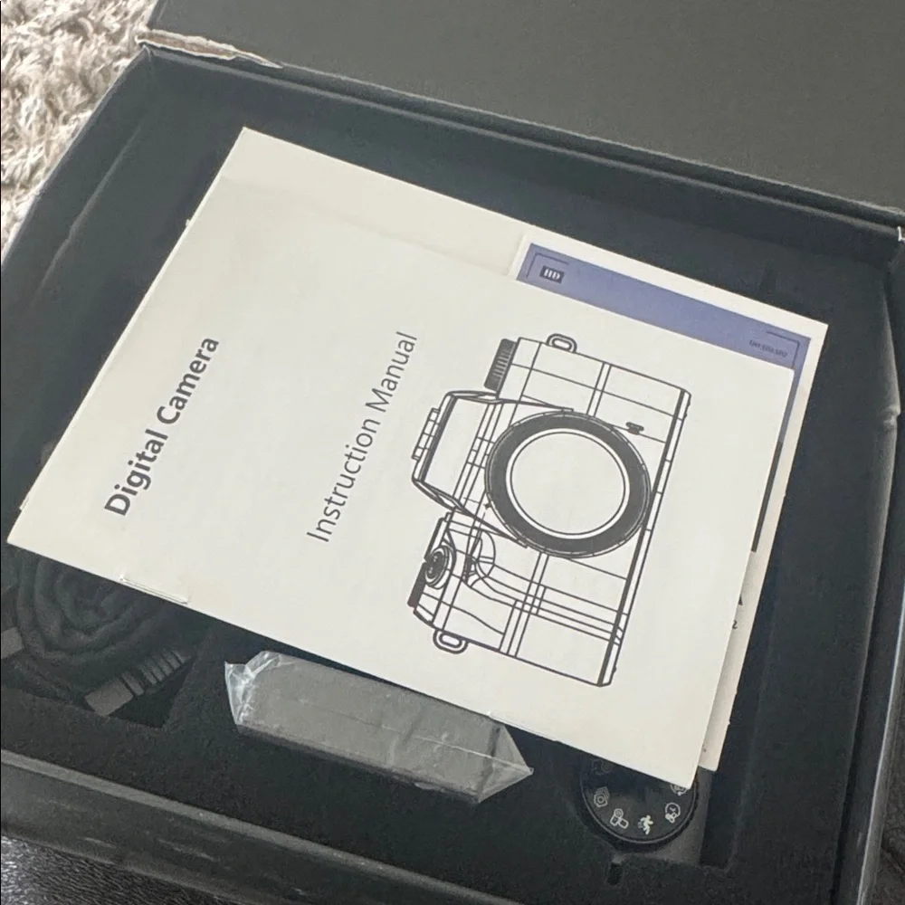 8K Digital Camera with Standard Hot Shoe  New The Box Alittle Damage